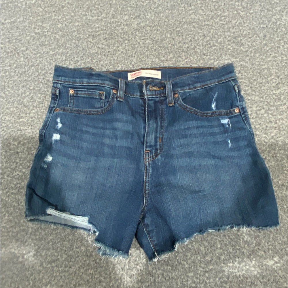 Levi jean shorts